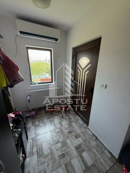 Casă individuală cu 4 camere cu Canalizare în Urseni