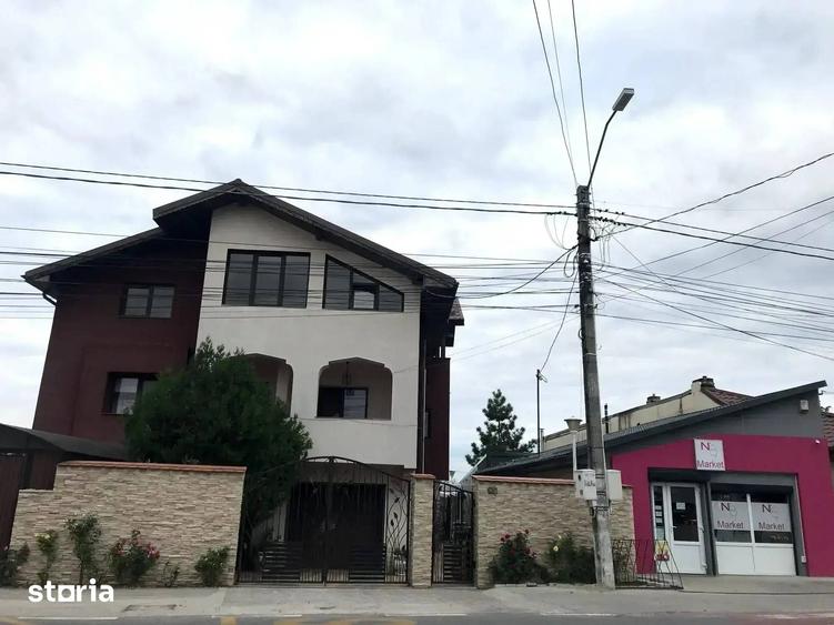 Casă cu 7 camere cu Teren 770 Mp în Dărăști-Ilfov