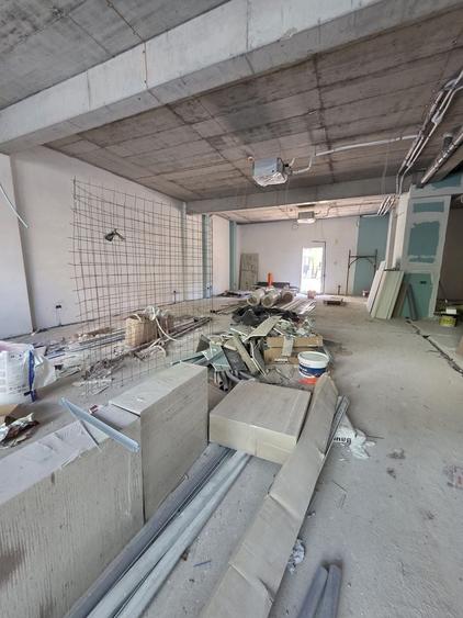 Spațiu comercial, de 160 mp, în Sud