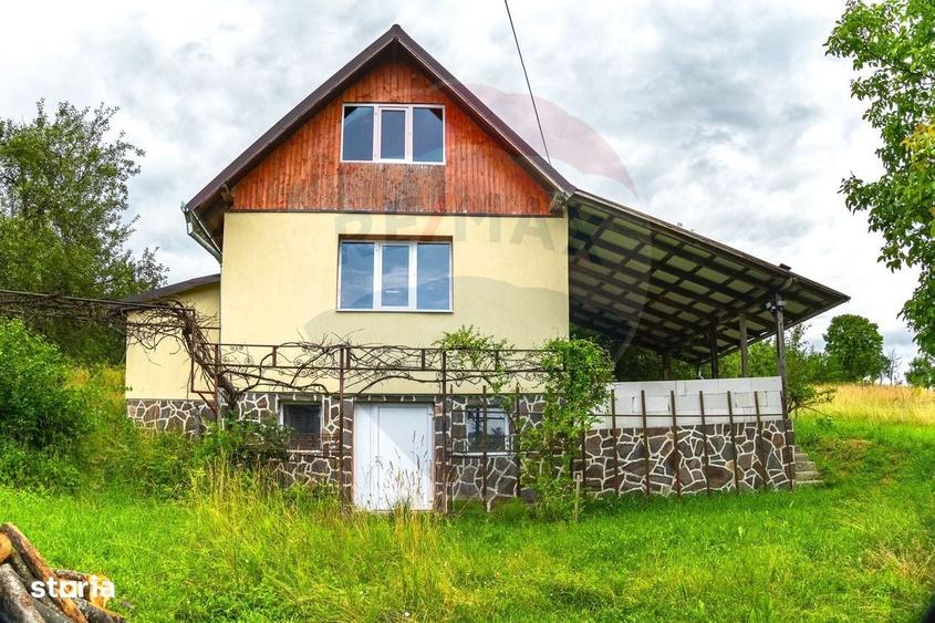 Casă cu 4 camere în Chiheru de Sus