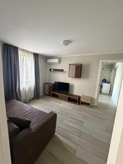 Apartament cu 2 camere nedecomandat în Central
