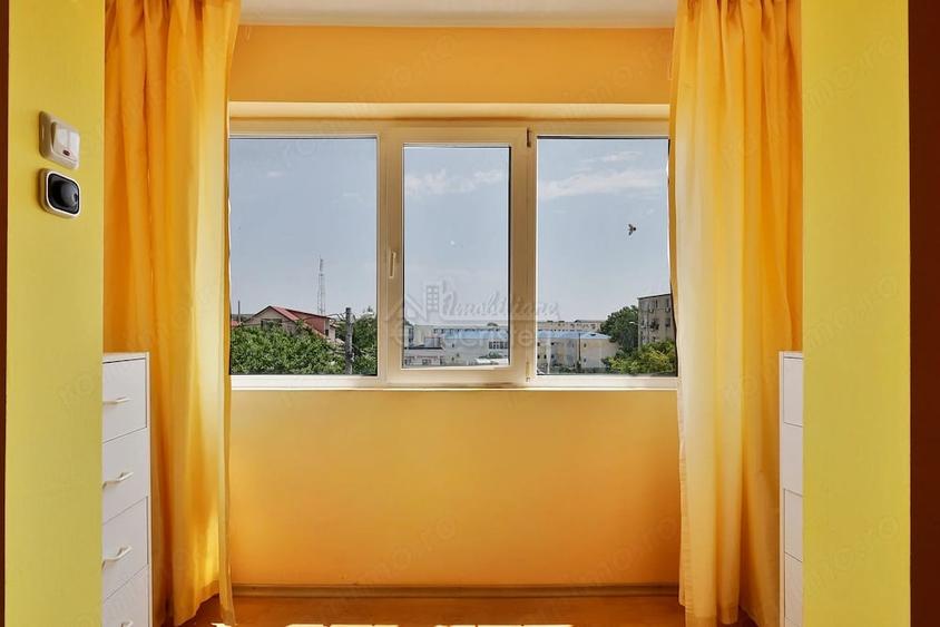 Apartament cu 2 camere semidecomandat în Est