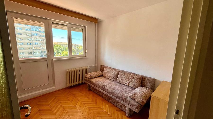 Apartament cu 2 camere decomandat în Sud