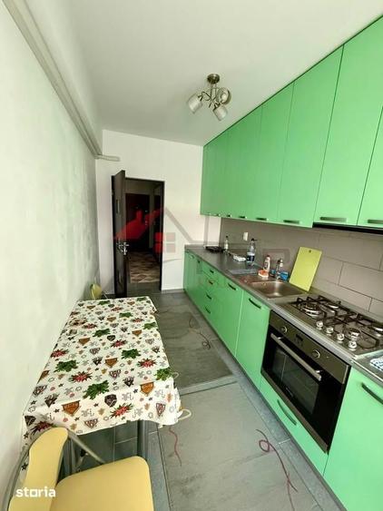 Apartament cu 2 camere decomandat în Galata