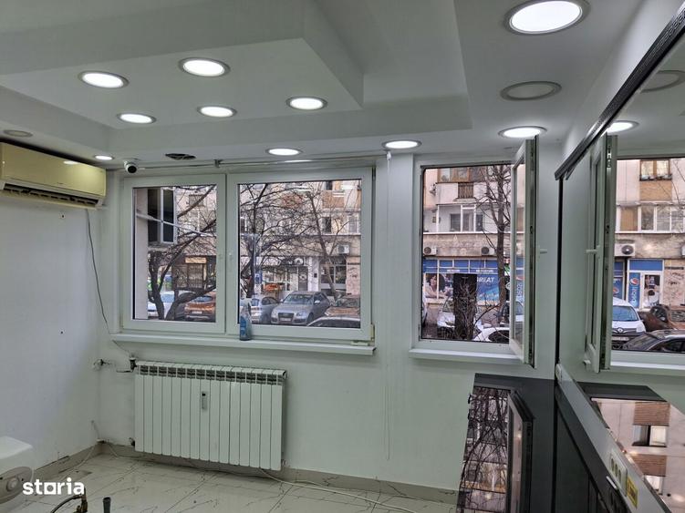 Spațiu comercial, de 69 mp, în Titan