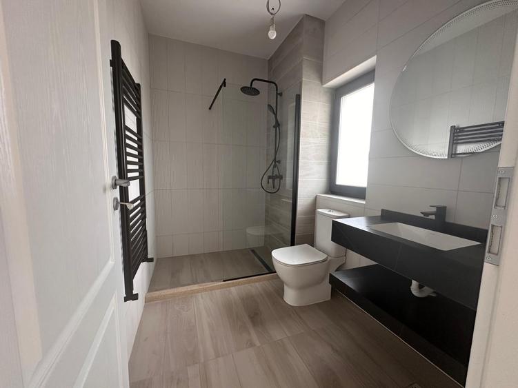 Casă individuală cu 4 camere cu Canalizare în Bragadiru