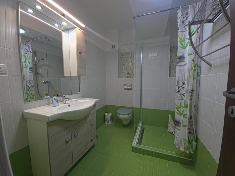 Mamaia apartament 2 camere renovat loc parcare - 13