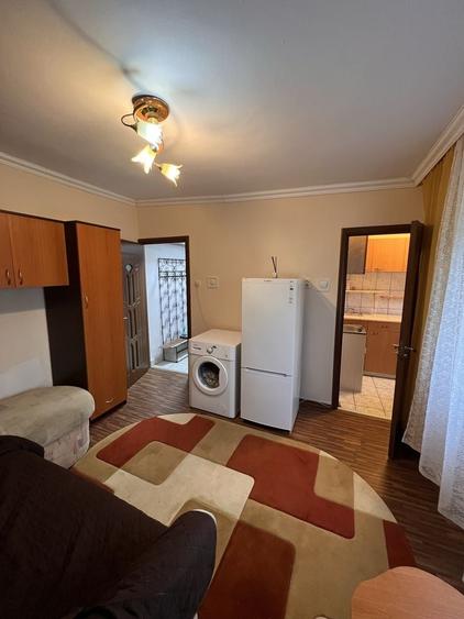 Apartament cu 2 camere nedecomandat în Central