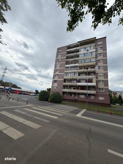 Apartament cu 2 camere decomandat în Micro 17