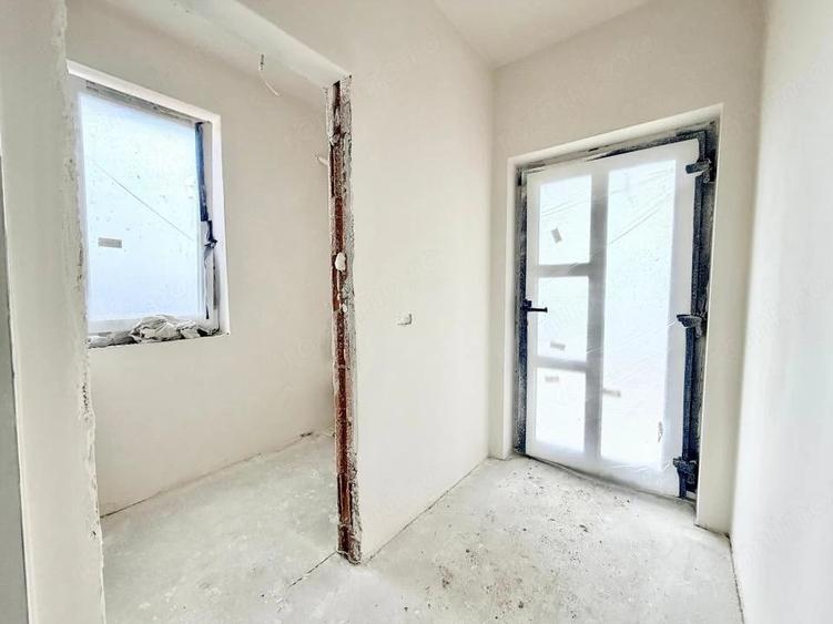 Casă cu 4 camere cu Teren 270 Mp în Moșnița Nouă