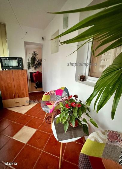 Apartament cu 2 camere semidecomandat, mobilat în Vatra Luminoasă