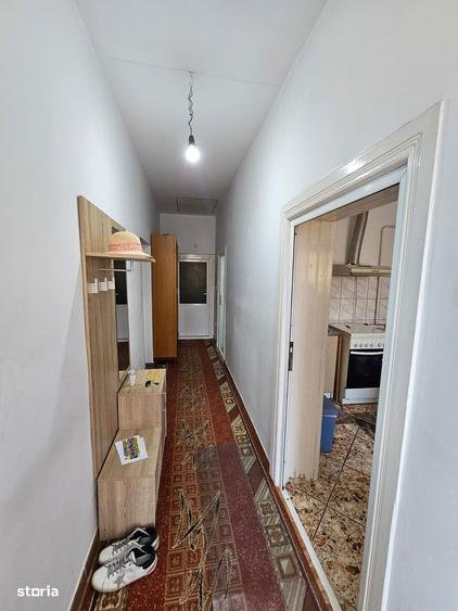 Casă cu 3 camere cu Teren 500 Mp în Central
