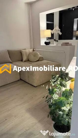 Apartament cu 4 camere semidecomandat în Central