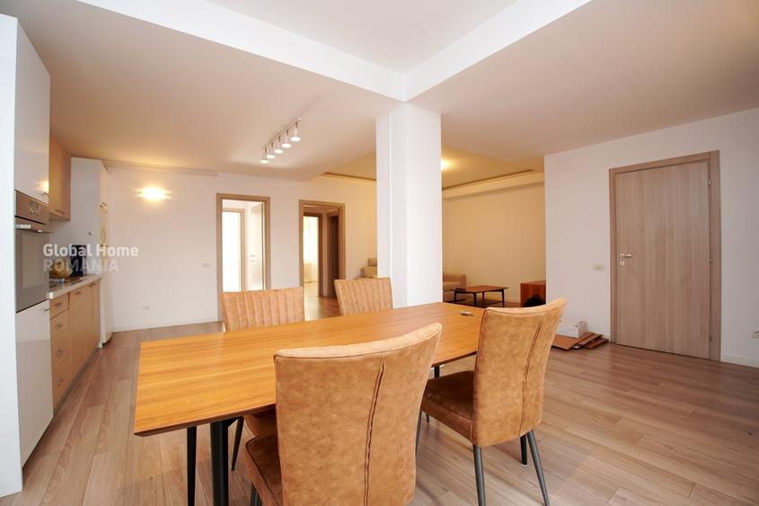 Apartament cu 4 camere semidecomandat în P-ța Dorobanți