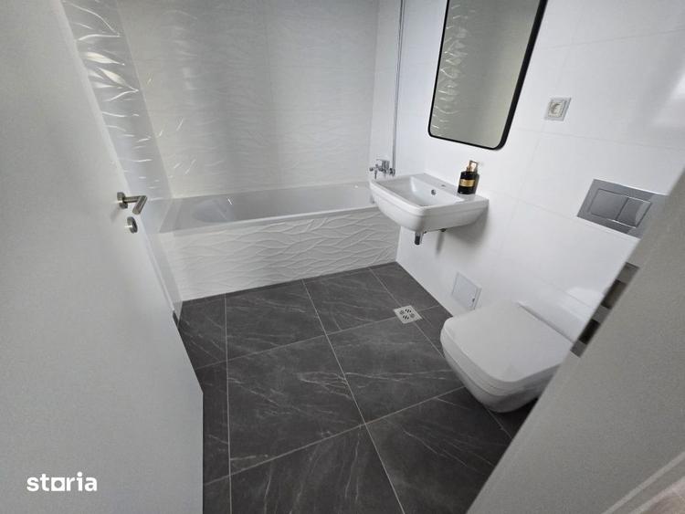 Apartament cu 3 camere decomandat în Negru Vodă