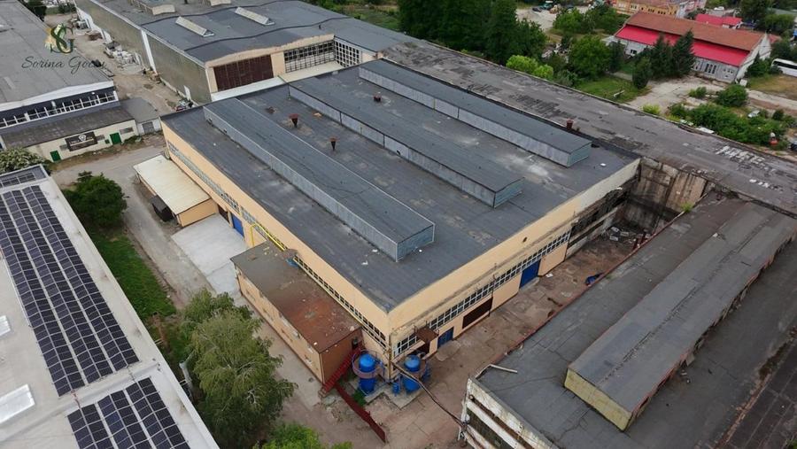 Spațiu industrial, de 3,458 mp, în Central