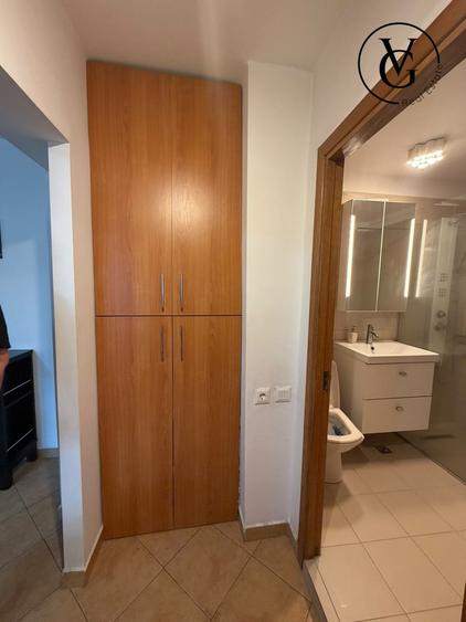 Apartament cu 2 camere semidecomandat, mobilat în Mihai Bravu