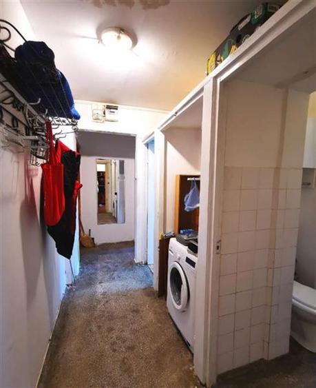 Apartament cu 3 camere nedecomandat în Circumvalațiunii