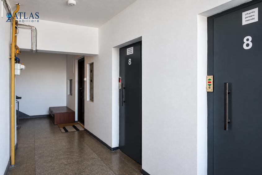 Apartament cu 3 camere în 15 Noiembrie