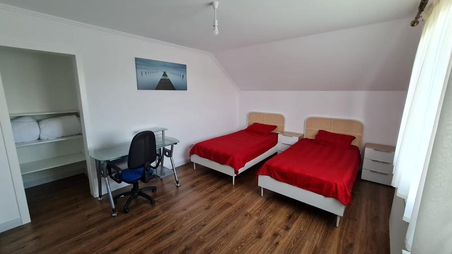 Casă cu 4 camere cu Teren 1000 Mp în Bilca