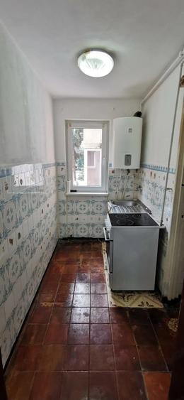 Apartament cu 3 camere decomandat în Exterior Sud
