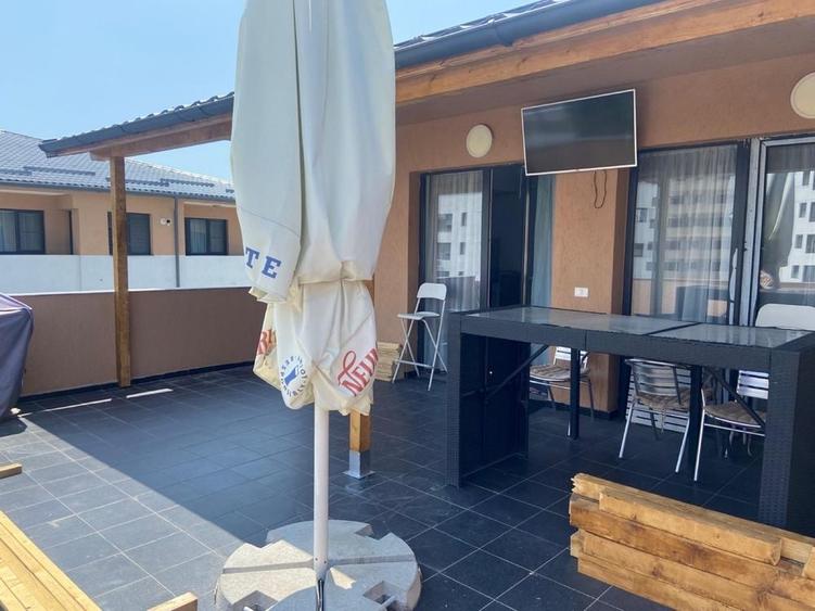 Apartament cu 2 camere decomandat în Bratia din Deal