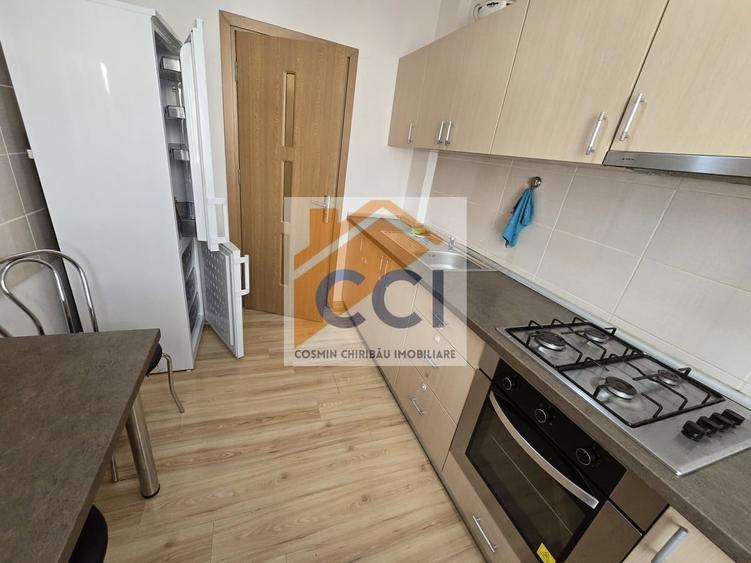 Apartament cu 2 camere semidecomandat în Central
