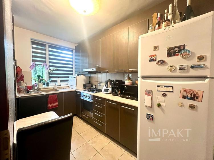 Duplex cu 3 camere cu Canalizare în Bună Ziua
