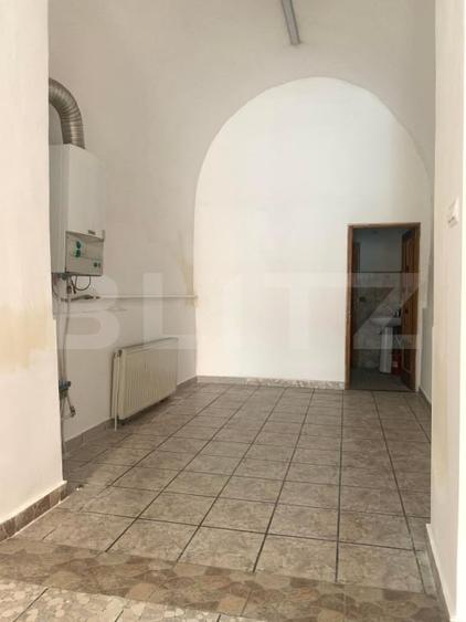 Spațiu comercial, de 60 mp, în Central