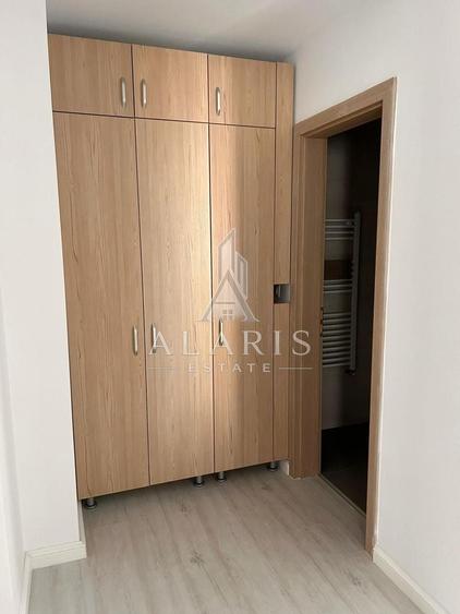 Apartament cu 3 camere decomandat, mobilat în Torontalului