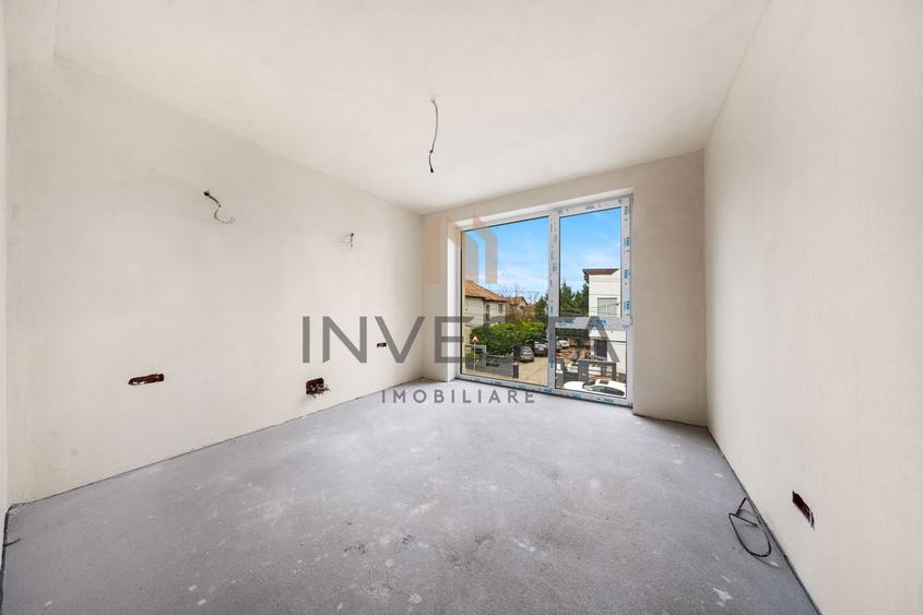 Duplex cu 5 camere cu Canalizare în Andrei Mureșanu