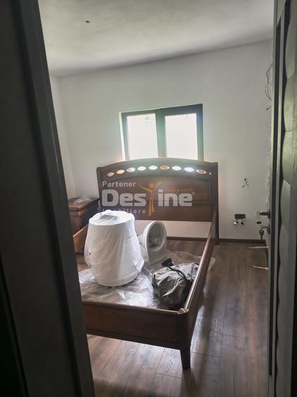 Casă individuală cu 5 camere cu Canalizare în Hunedoara