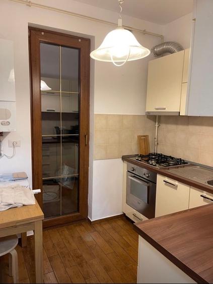Apartament cu 2 camere decomandat, mobilat în Floreasca