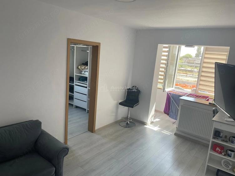 Apartament cu 2 camere semidecomandat în Aradul Nou