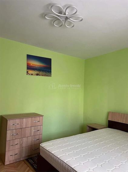 Apartament cu 4 camere decomandat în Nerva Traian