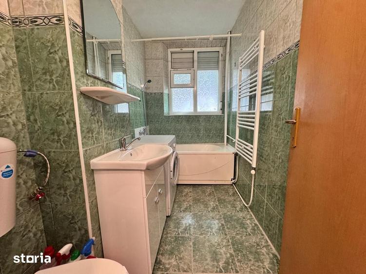 Apartament cu 2 camere decomandat în Republicii