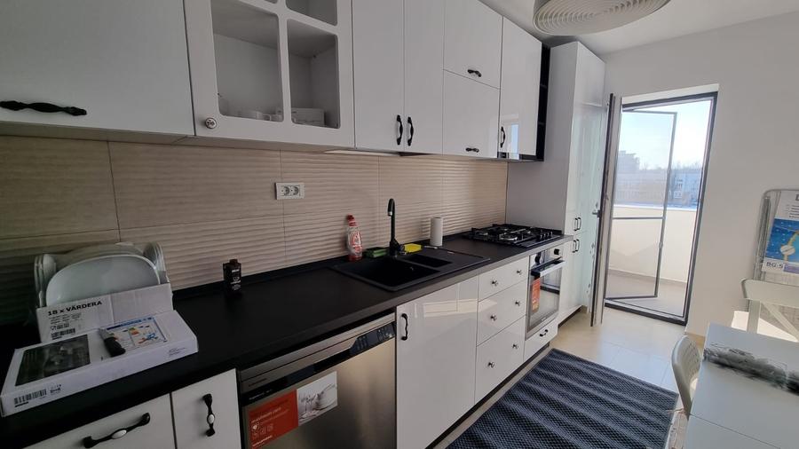 Apartament cu 2 camere decomandat în Dămăroaia