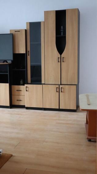 Apartament cu 3 camere decomandat în Mircea cel Bătrân