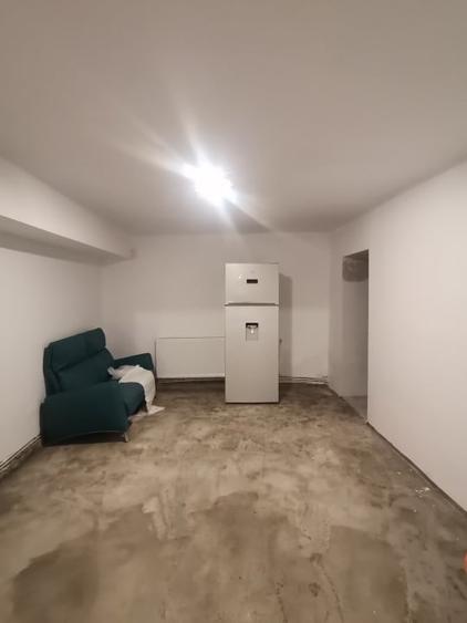 Casă individuală cu 4 camere cu Canalizare în Gruia