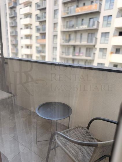 Apartament cu 2 camere semidecomandat, mobilat în Bulgaria