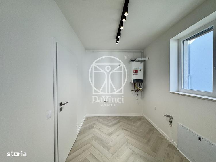 Apartament cu 3 camere decomandat în Cristian