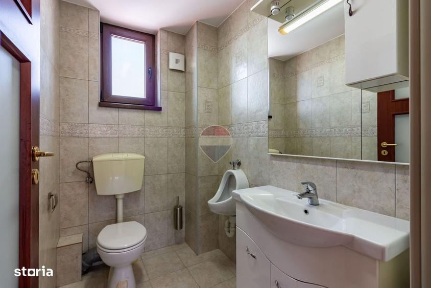 Casă cu 4 camere în Ferentari