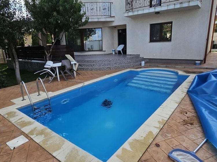 Casă individuală cu 6 camere cu Piscina în Glina