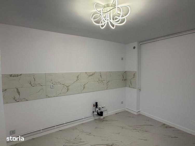 Apartament cu 2 camere decomandat în Noua