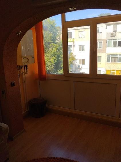 Apartament cu 2 camere semidecomandat în Vărsătura