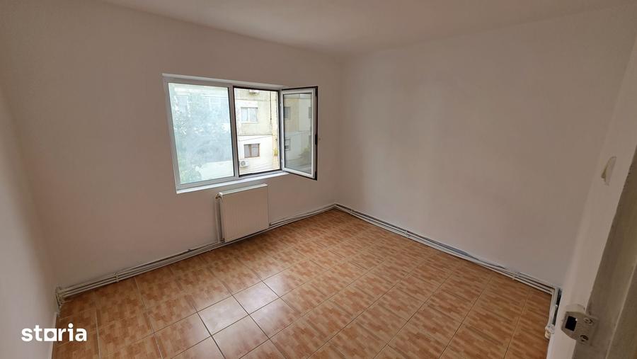 Apartament cu 3 camere în Vest