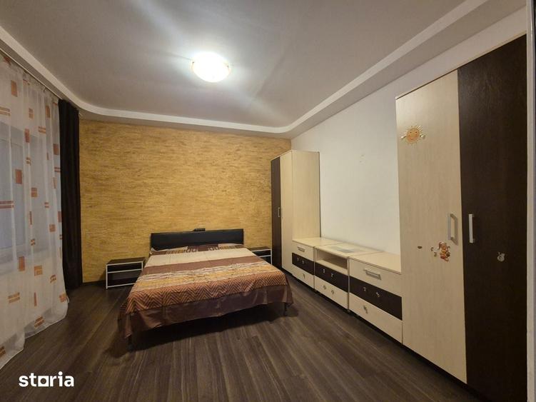 Casă cu 3 camere cu Teren 400 Mp în Central