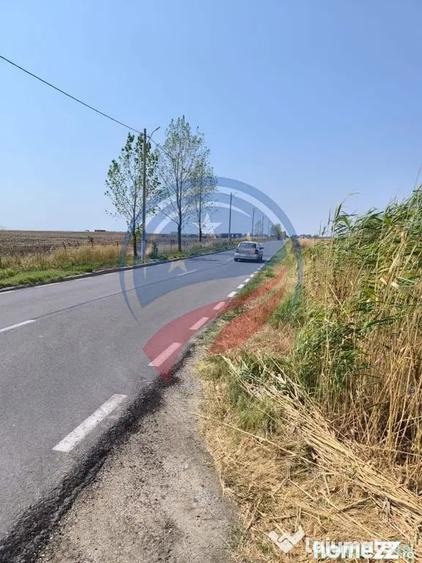 Teren de 5087 mp, în Central