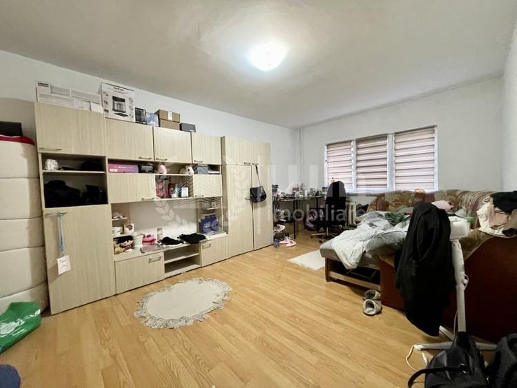 Apartament cu 4 camere decomandat, mobilat în Mărăști