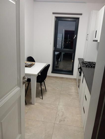 Apartament cu 2 camere decomandat, mobilat în Dobroești